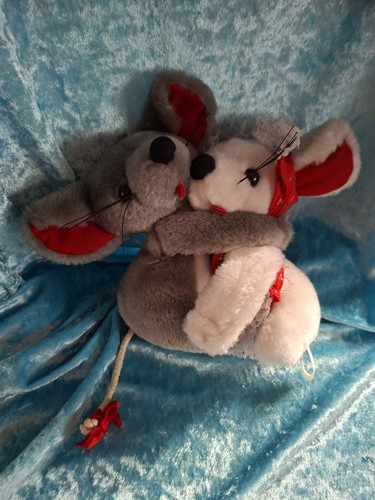 Uni toys vintage - toys,